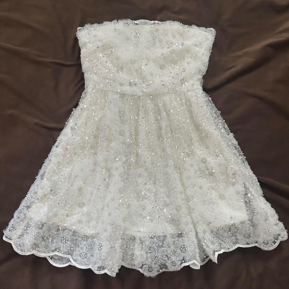 altar’d state demi embellished mini white sequin dress - Picture 1 of 6
